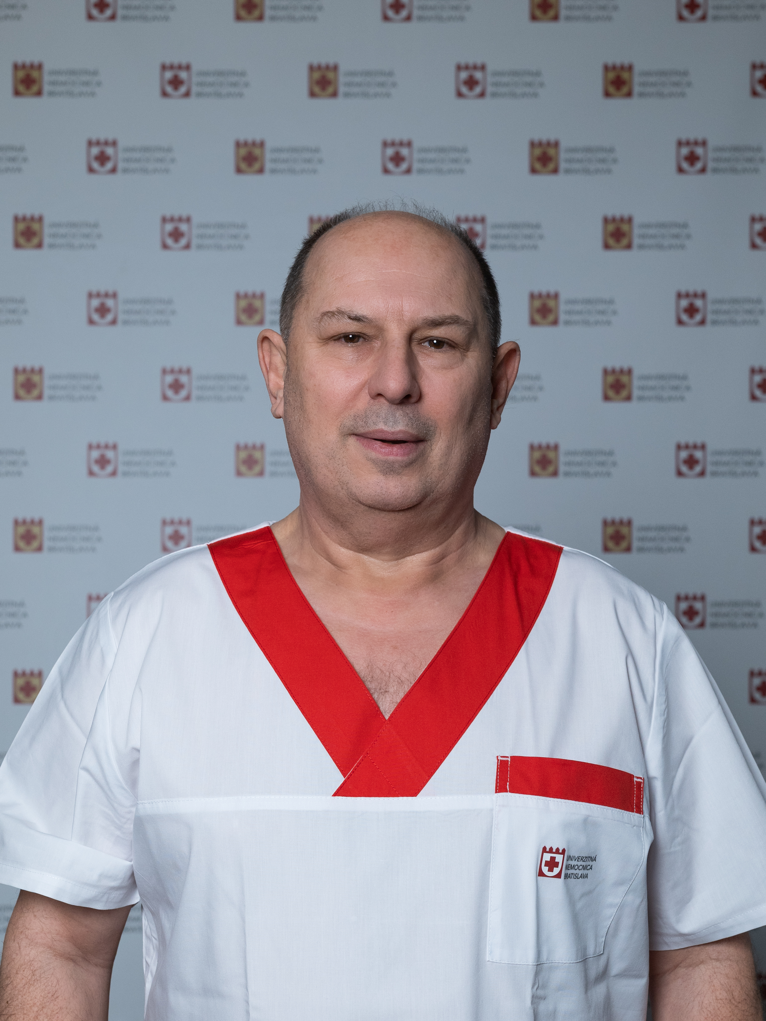 Dimov zástupca prednostu chirugia 