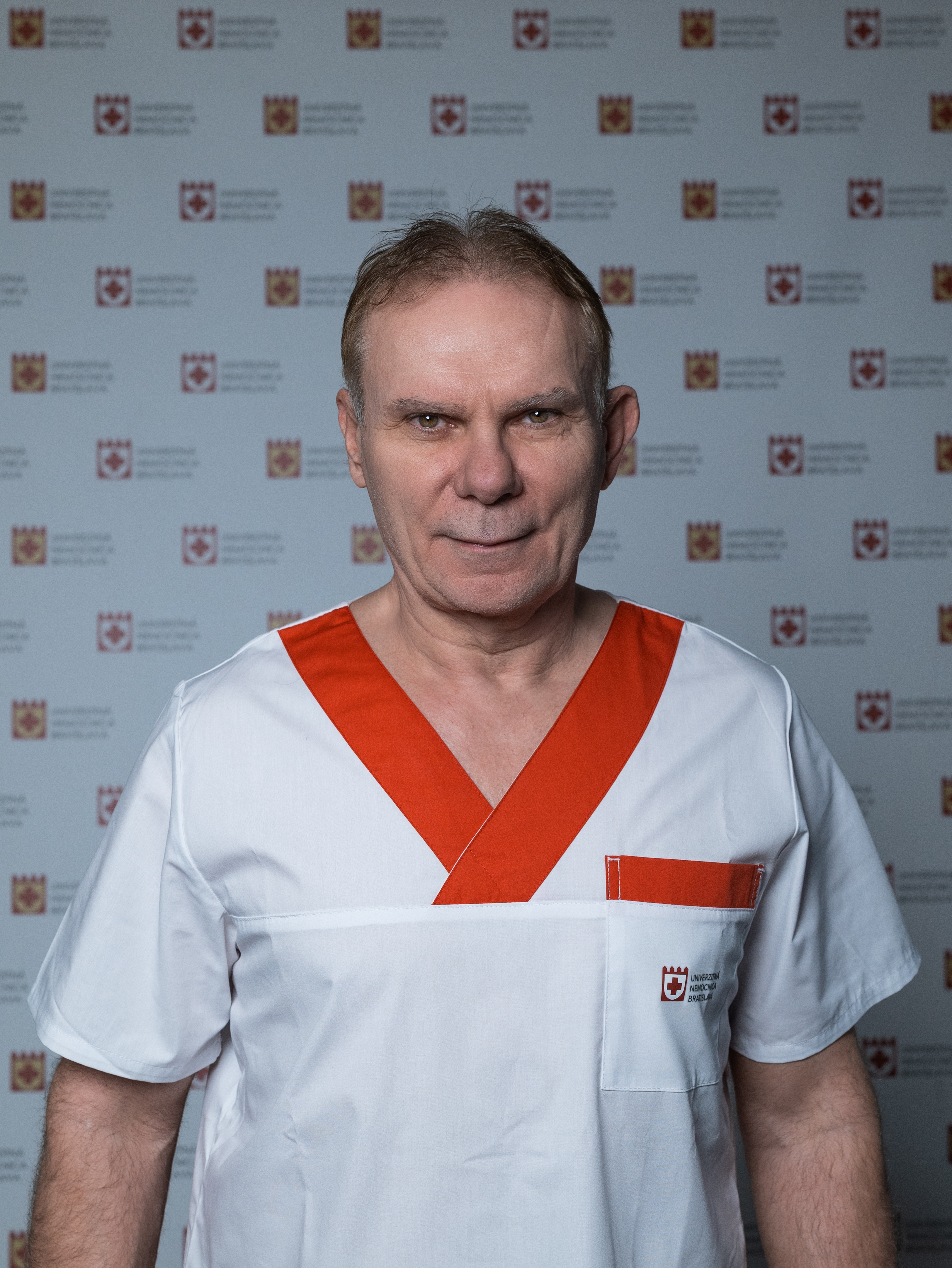 Pažinka zástupca prednostu chirurgia Petržalka