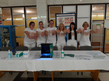 sve den ruky tituklka